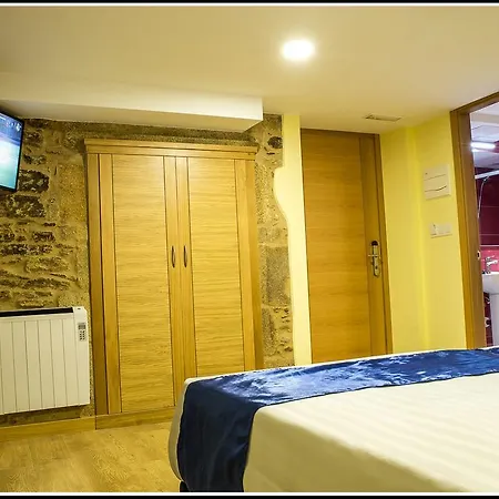 Luxury Oxford 2* Сантьяго-де-Компостела