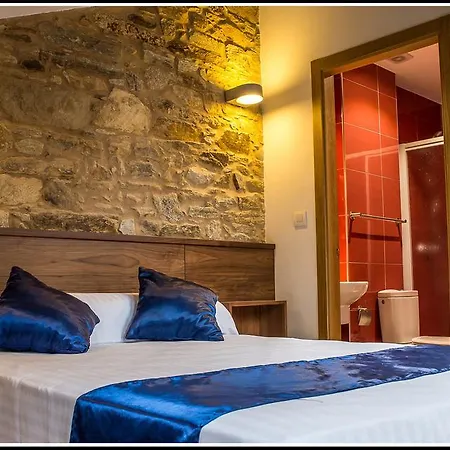Oxford 2* Santiago de Compostela